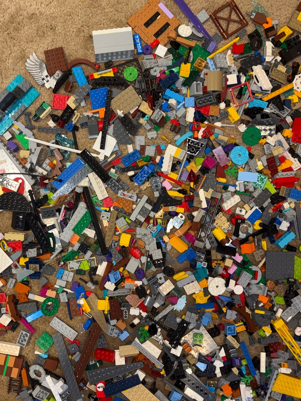 Assorted Legos 5lbs - Picture 3 of 5